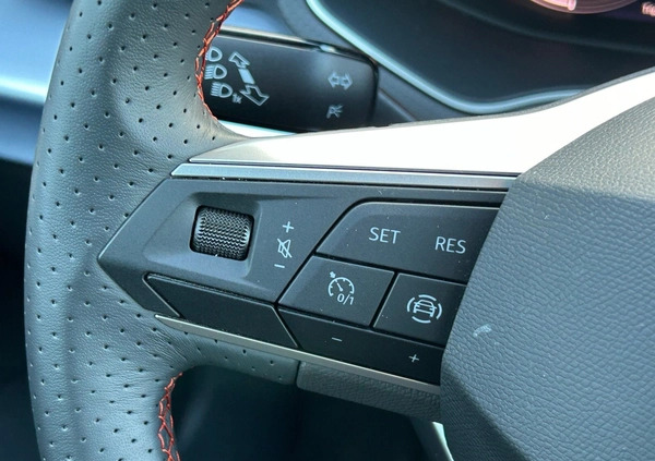Seat Arona cena 97900 przebieg: 10603, rok produkcji 2023 z Woźniki małe 781